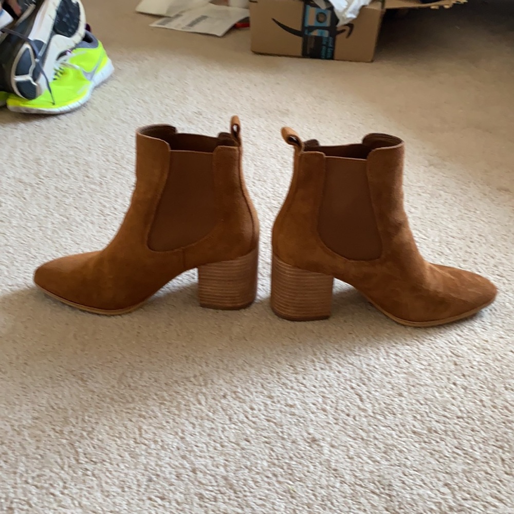 Steve Madden seude tan boots size 7.5 - Picture 2 of 9
